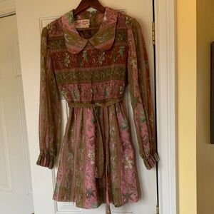 Candi Jones  vintage 1970’s Y2K Pink and Green Floral Mini Dress Junior size 9